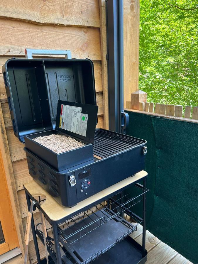 Charmante Cabane Dans Les Arbres Avec Jacuzzi Et Sauna Boismorand Zewnętrze zdjęcie